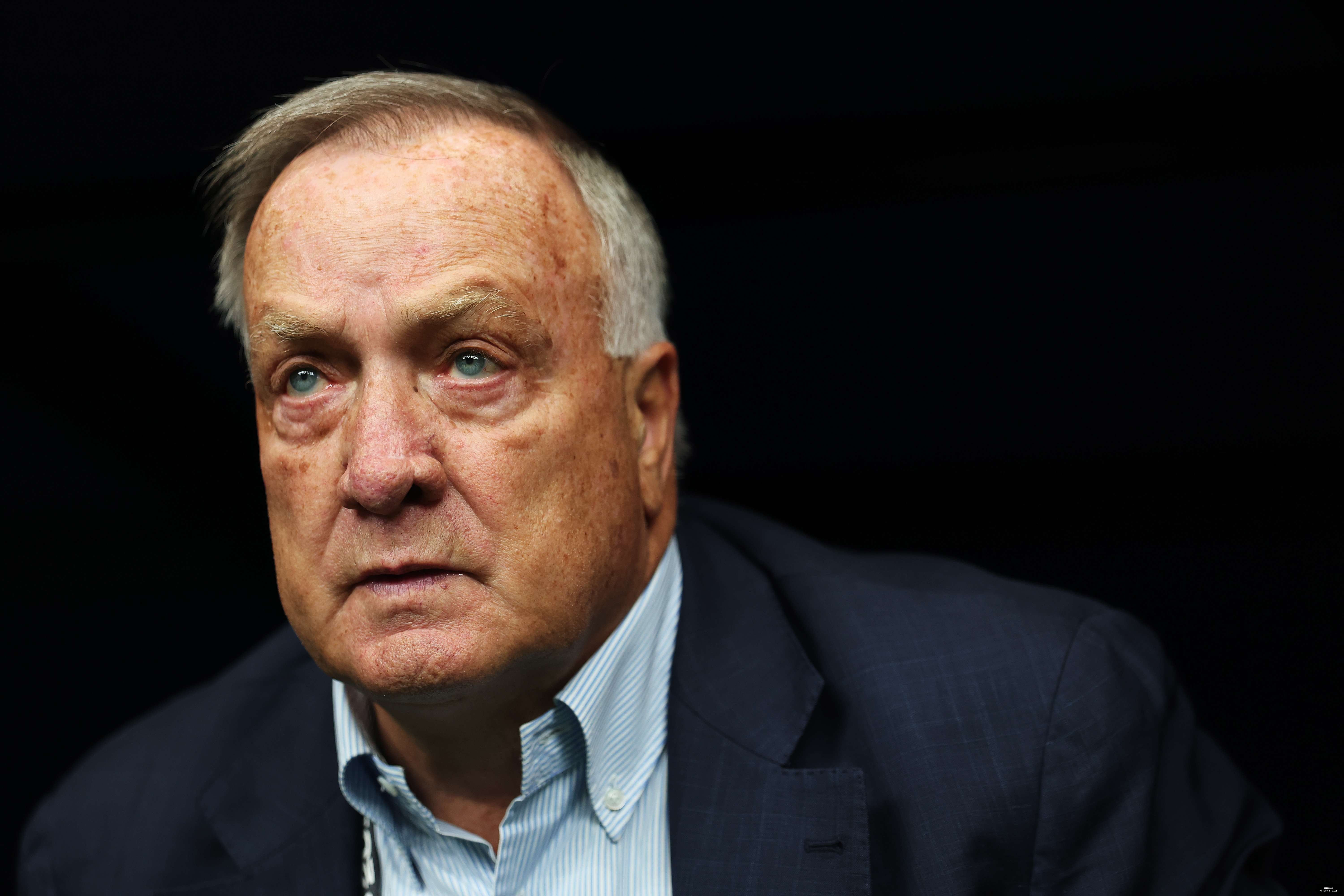 夏季联赛综,洛杉矶队两,天激战六连,万博体育官方网站,在线体育娱乐,体育博彩,足球赛事,篮球投注,体育新闻,体育数据分析